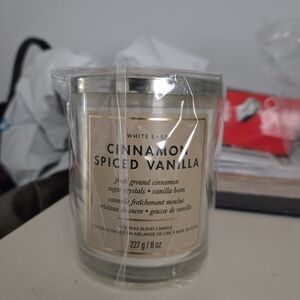Bath & Body Works Cinnamon Spiced Vanilla Candle